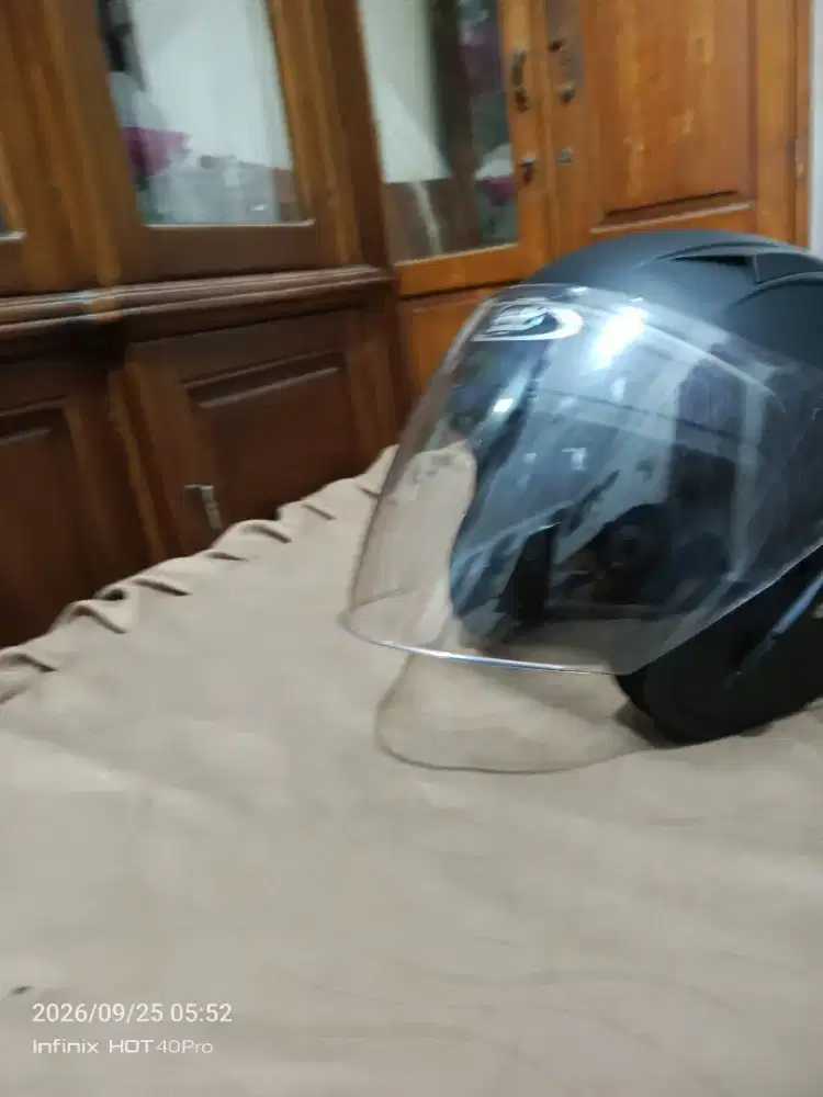 DI JUAL HELM MLA J5