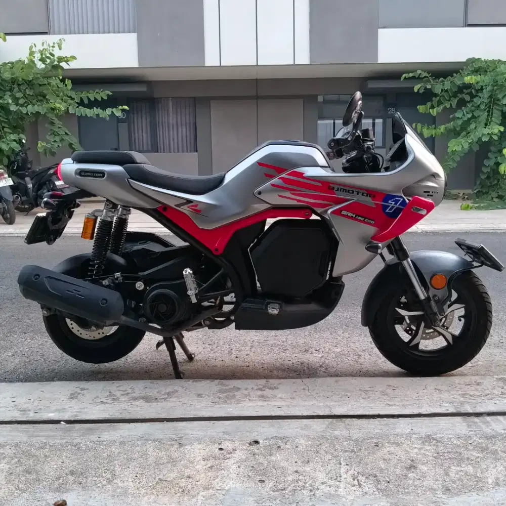 QJMoto Cito 150 SRK second