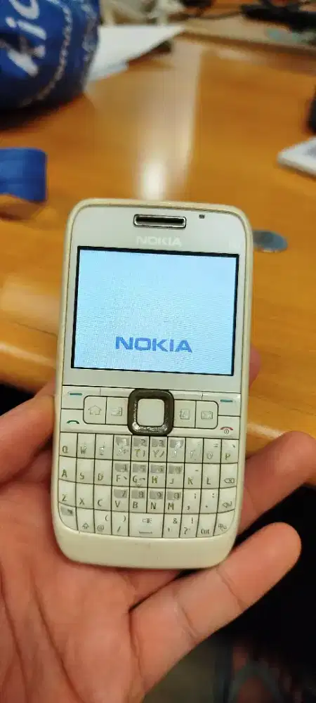 HP Nokia E63 Putih