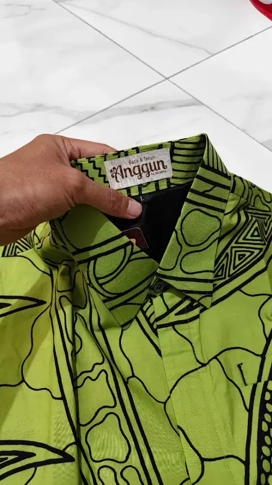 BAJU BATIK TENUN DAN ANGGUN BY PARADISE BARU