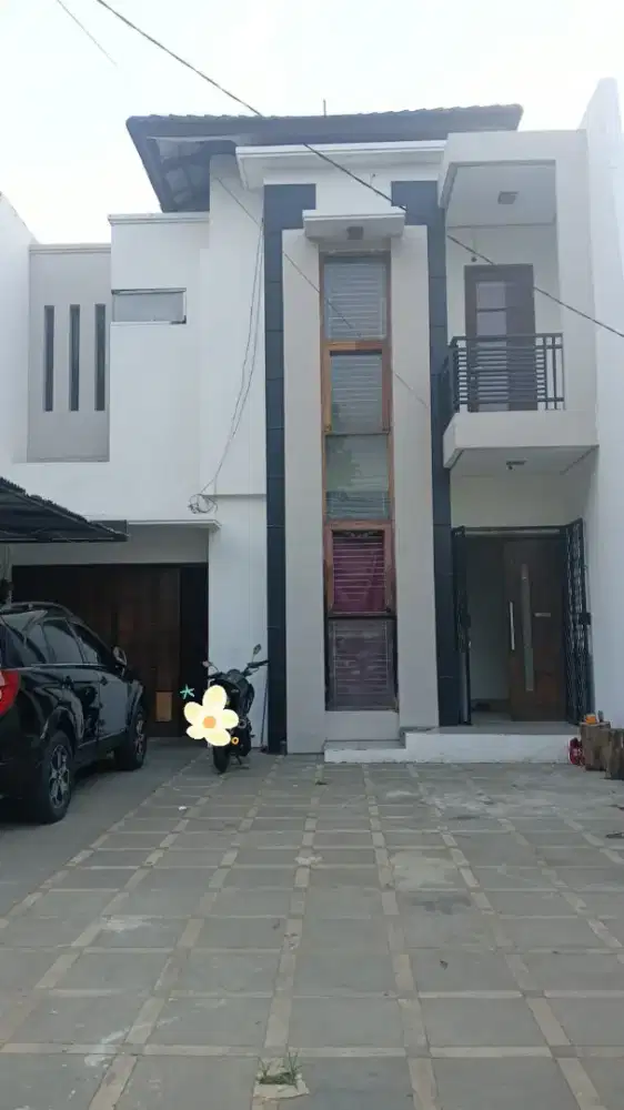 Rumah second dijual pinggir jalan raya Bogor 3.5M(289m²)