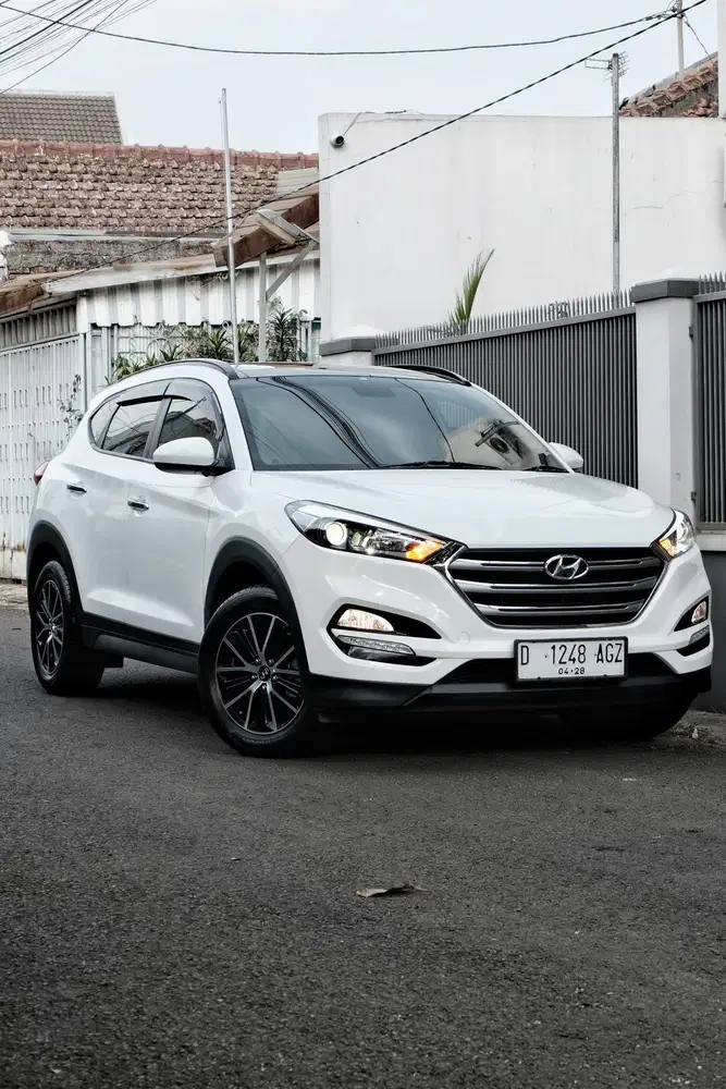 LOWKM! Hyundai Tucson Special Edition 2018 sportage xg putih bandung