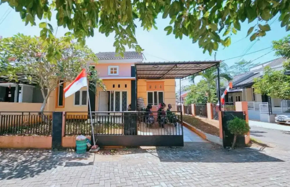 Rumah dijual cepat dekat undip tembalang sisa tanah masih luas