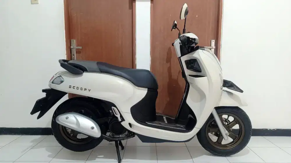 Scoopy Prestige Keyless odo 7rb