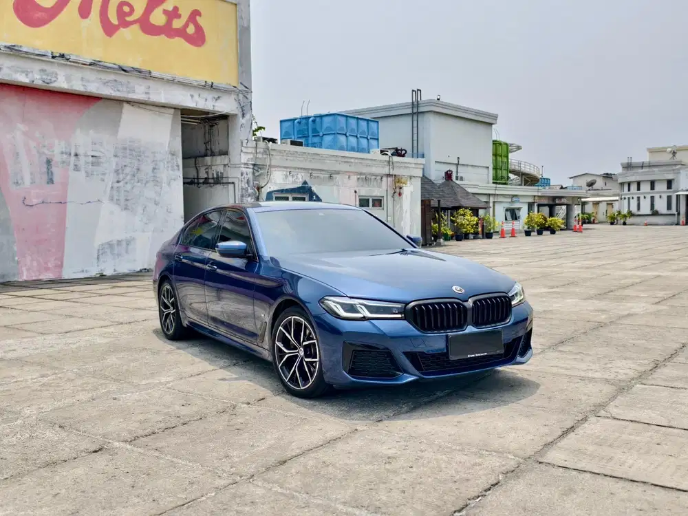 [KM 10.000]BMW 520i LCI M SPORT G30 JAHRE EDITION 2022 LIKE NEW