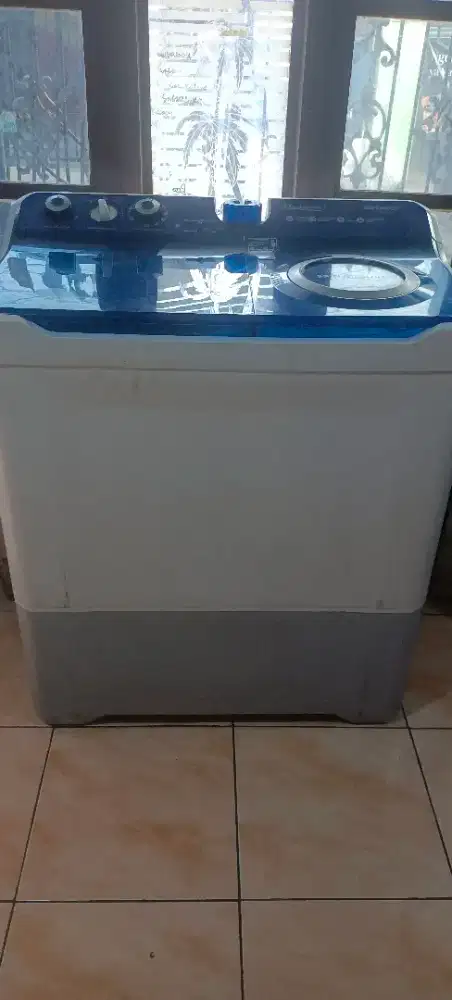 JUAL MESIN CUCI MERC SHARP 2 LUBANG UKURAN 14 KILO DOLPHINDAVE