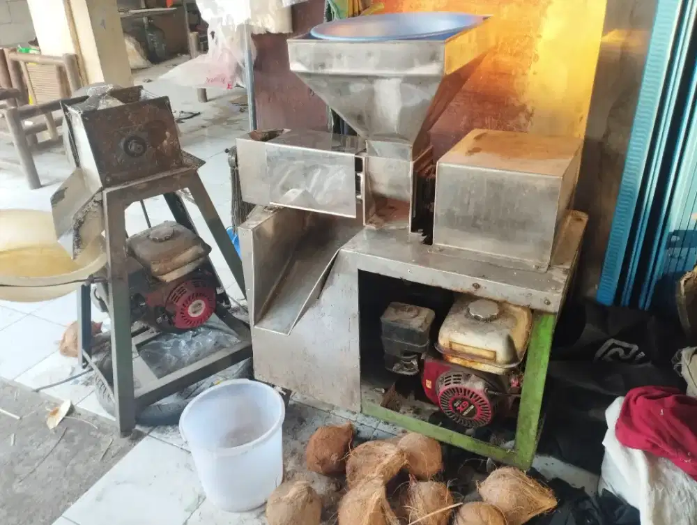Mesin peras santan/kelapa