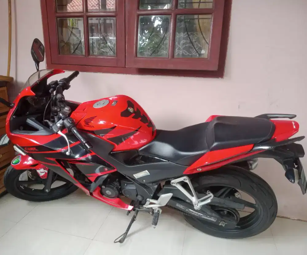 Jual motor Honda CBR 150