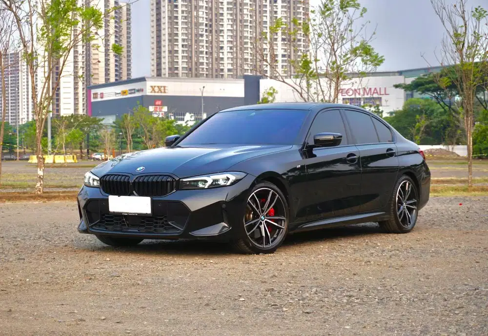 BMW 330i G20 LCI MSport Pro B48 2024 Hitam Low Odo Terawat Spesial