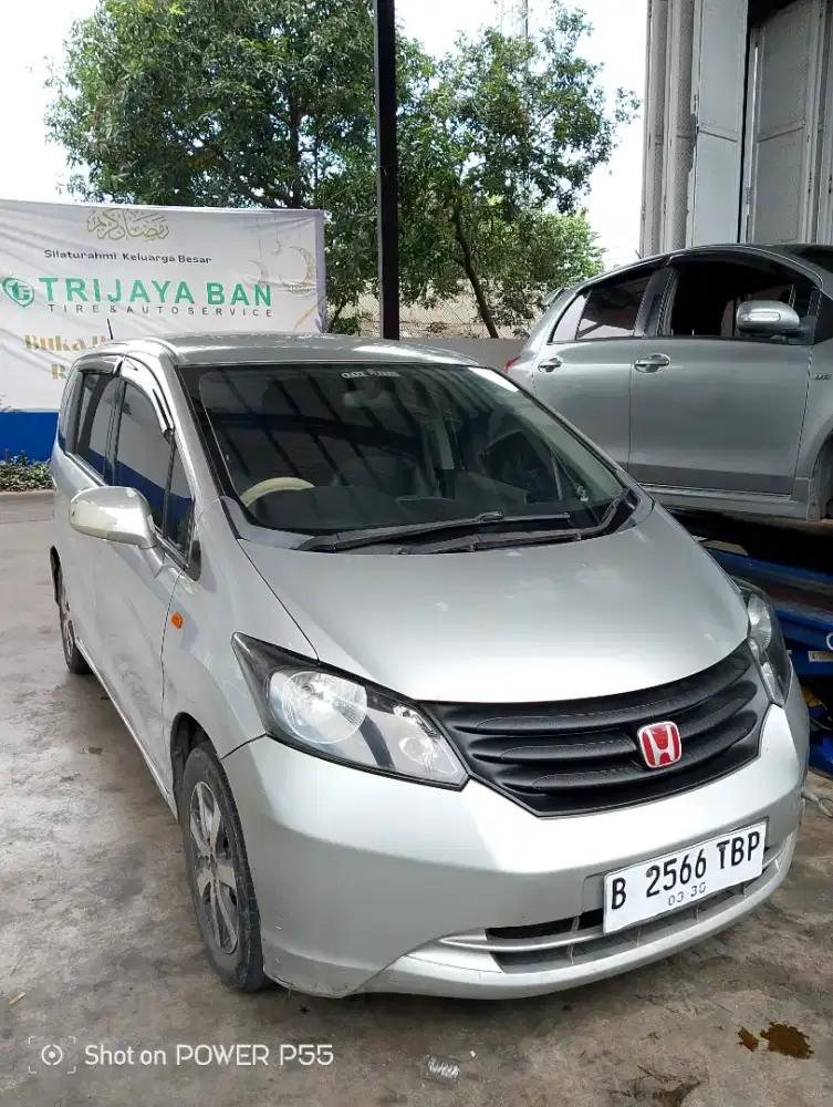 Sewa mobil murah dan terjamin serta bukan mobil titipan