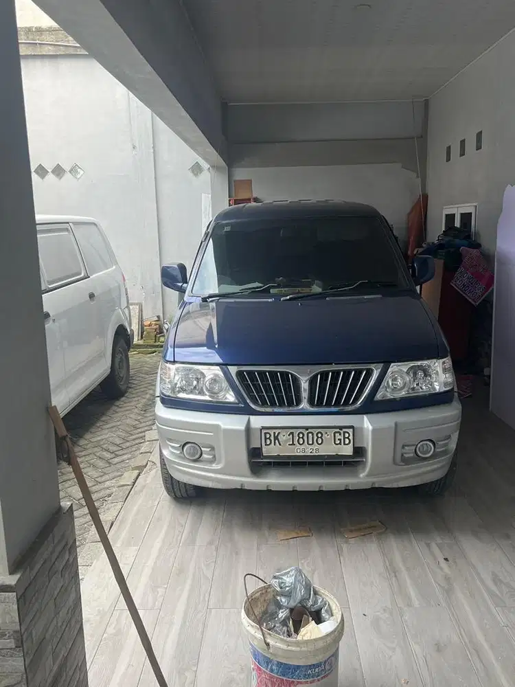 Kuda Grandia 2002 Manual Diesel