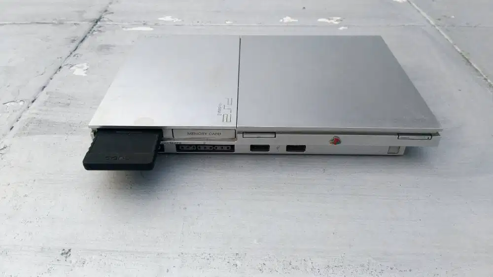 Sony Playstation PS2 Slim Silver 9000 series Console