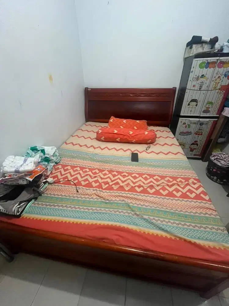 Dipan Jati Queen Size