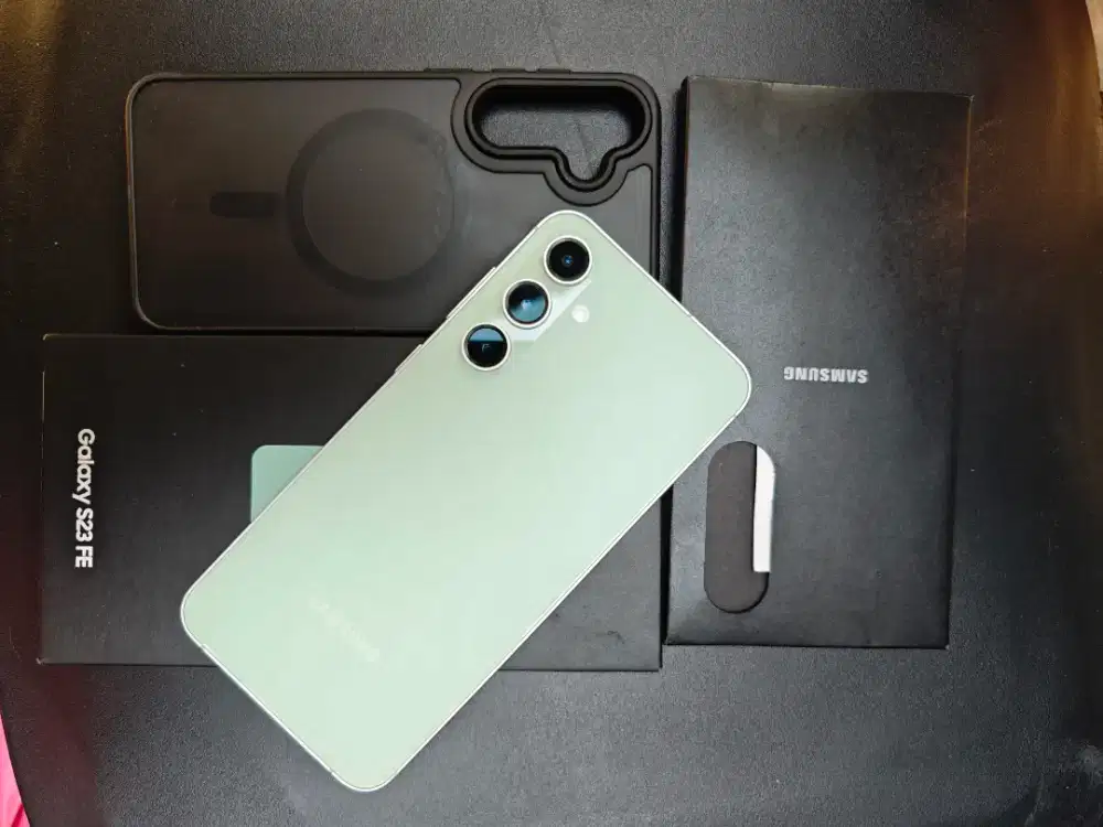 samsung S23fe 8/256 mulus