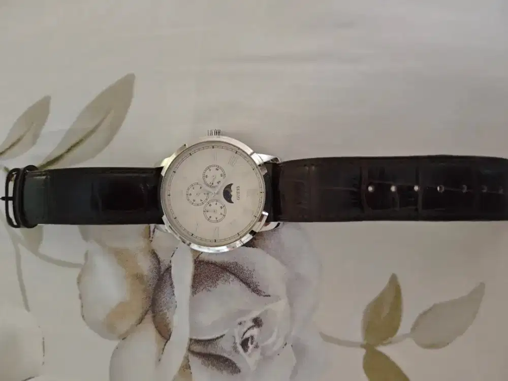 Jam tangan pria ques