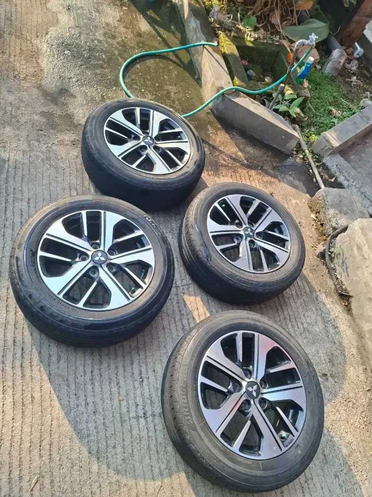 Velg oem xpander R16 / 205 / 60
