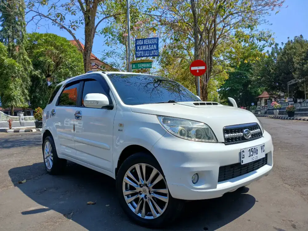 Terios 2013 asli plat G