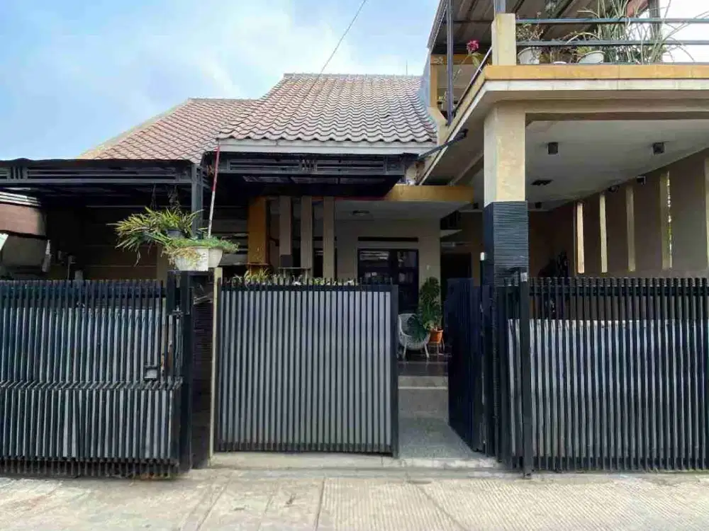 Di jual Rumah Bagus Tanah Luas Bebas Banjir