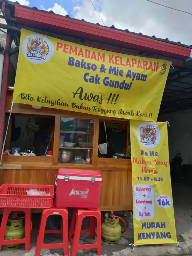 Serabutan warung bakso