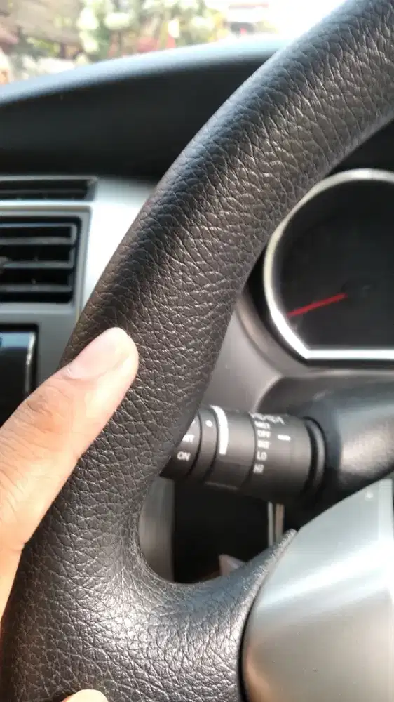 Km 44ribu Nissan Grand Livina SV MT 2014
