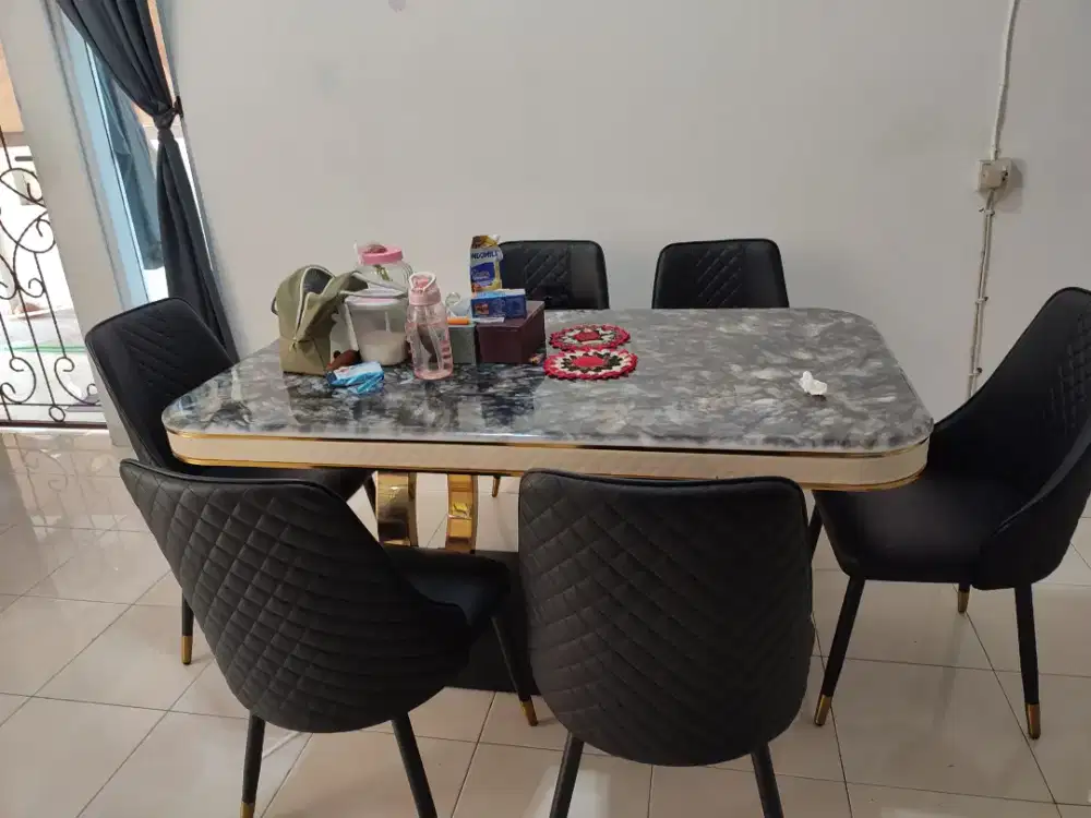 Meja makan 1set smua
