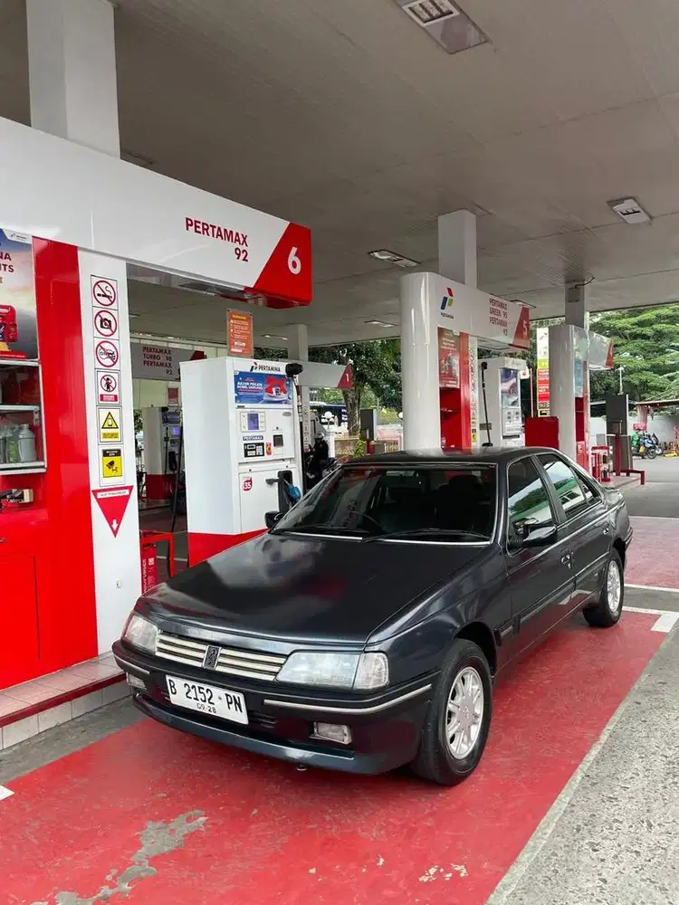 Peugeot 405 STI