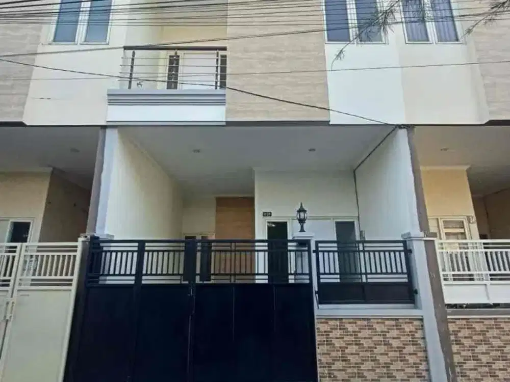 Siao Huni‼Rumah gading indah regency dekat kenjeran