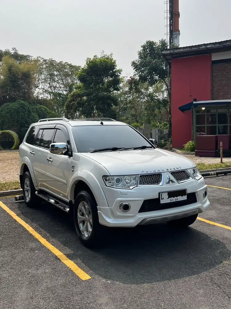 Pajero Dakar Limited 4x2 Matic 2013 Istimewa
