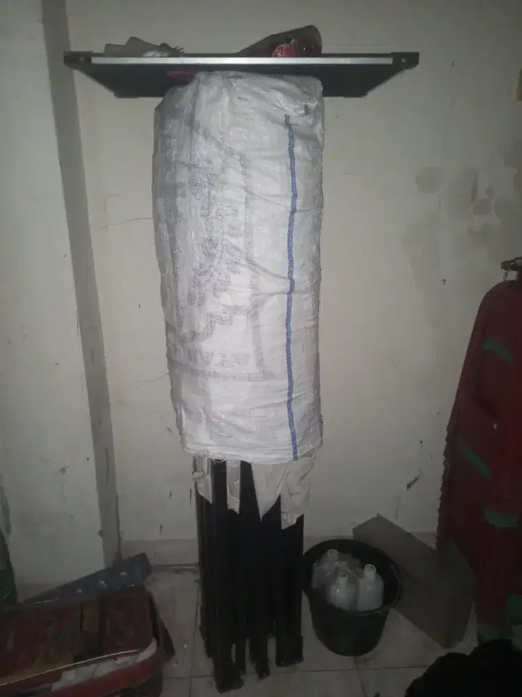 Perlengkapan untuk dagang