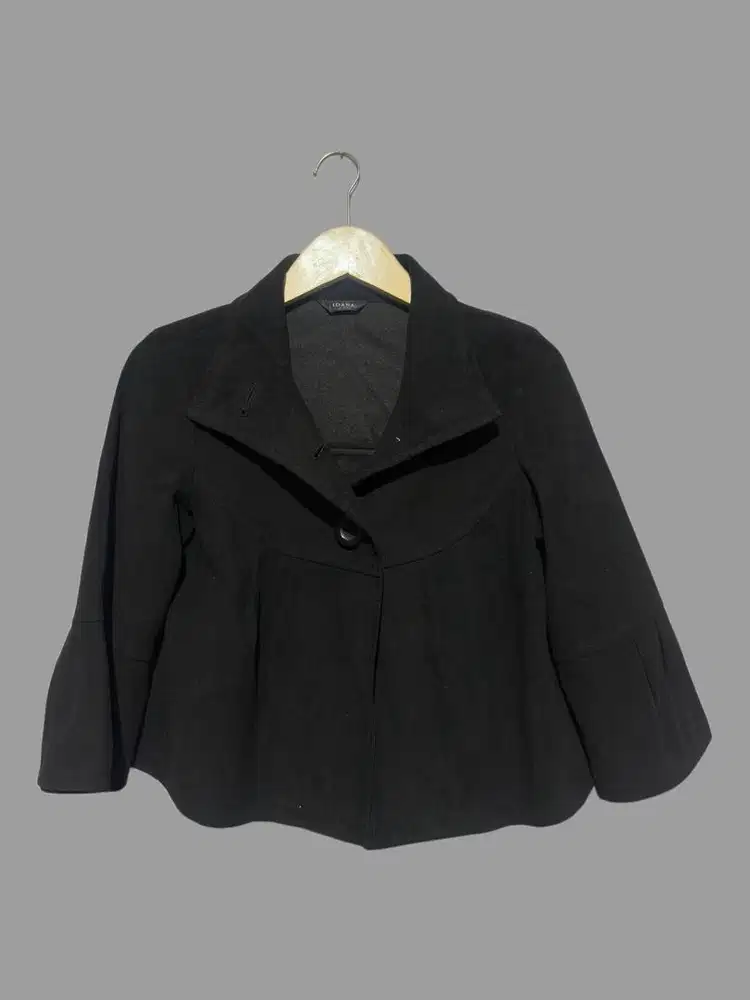 Women's black jacket