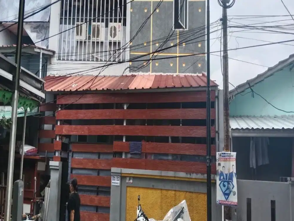 Rumah kost dekat RS Cipto dan kampus UI akses motor Jual cepat
