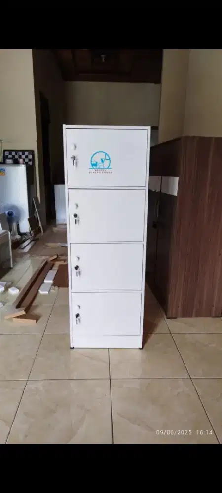 Promo Loker Penyimpanan 4 Pintu Termurah Terlaris Siap Antar