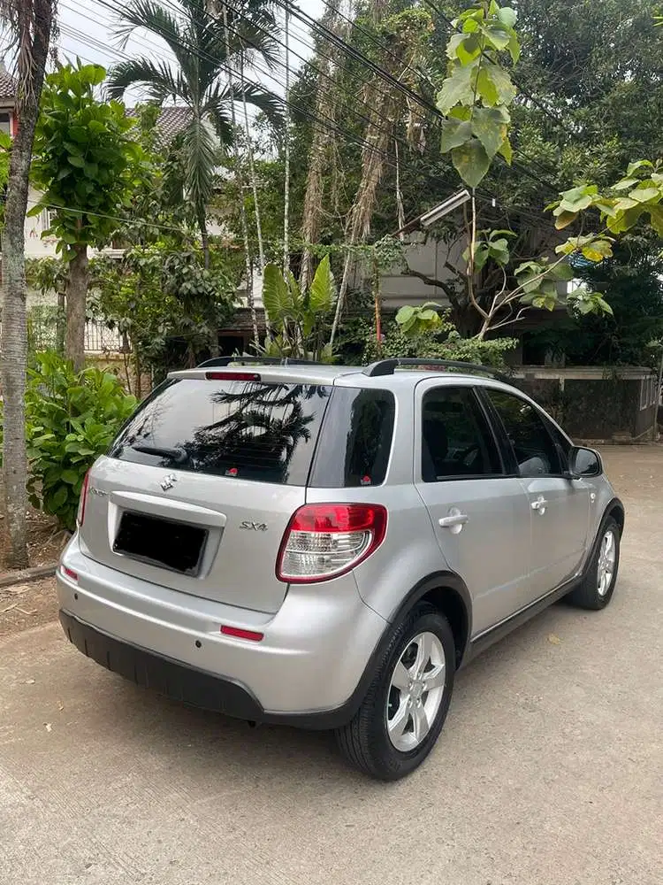 Suzuki SX4 2011 Bensin