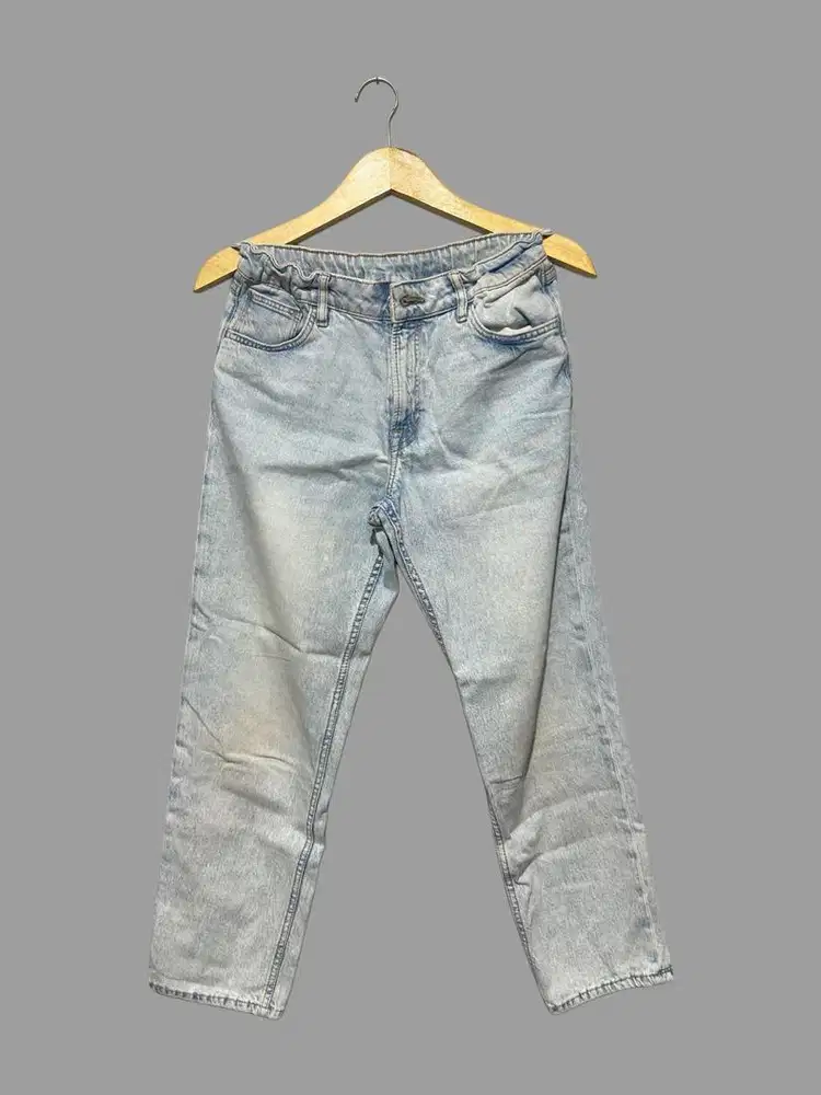 Adjustable jeans