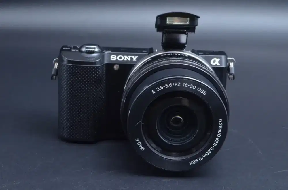 Kamera Mirrorless Sony Alpha A5000