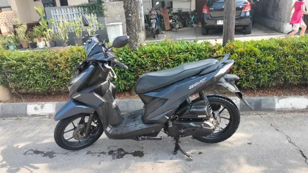 Jual BU Honda Beat Deluxe 2023 Mulus