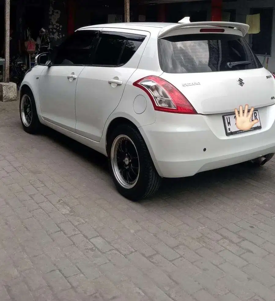 Suzuki Swift 2013 Bensin