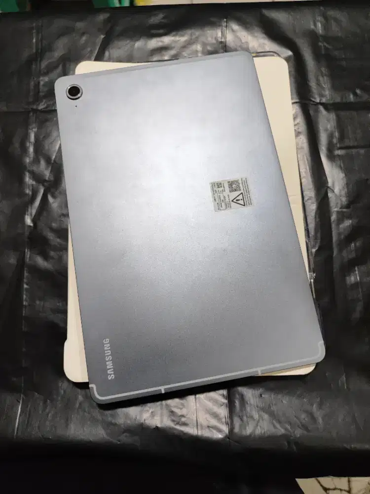 Samsung tab s10 fe ram 8/128 gb second sein