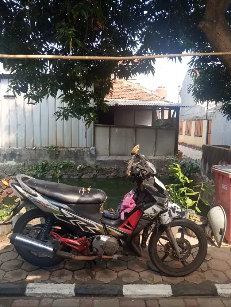 Dijual Supra x 2006