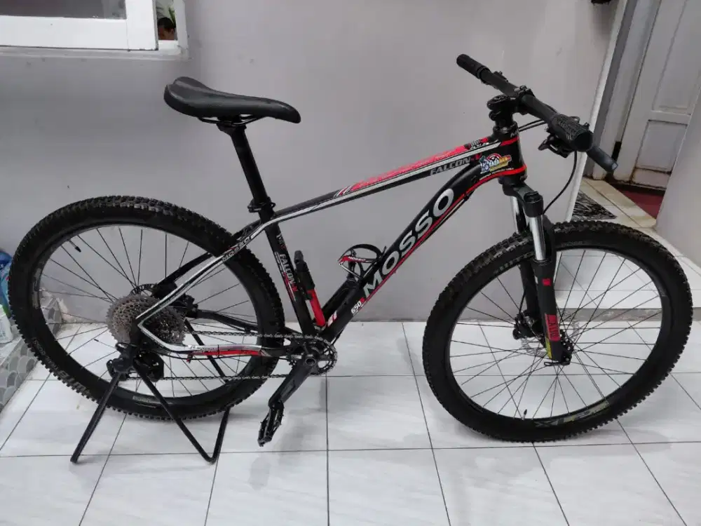 MOSSO Falcon-V size M
siap untuk naik gunung dan offroad