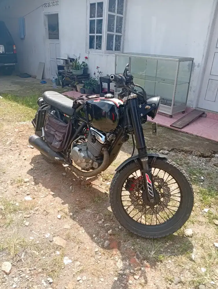 Motor custom Thunder 125cc