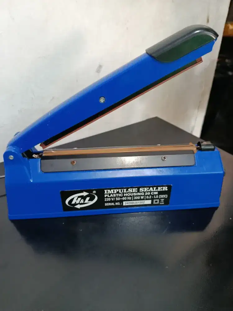BAGIAN PRESS KEMASAN PLASTIK