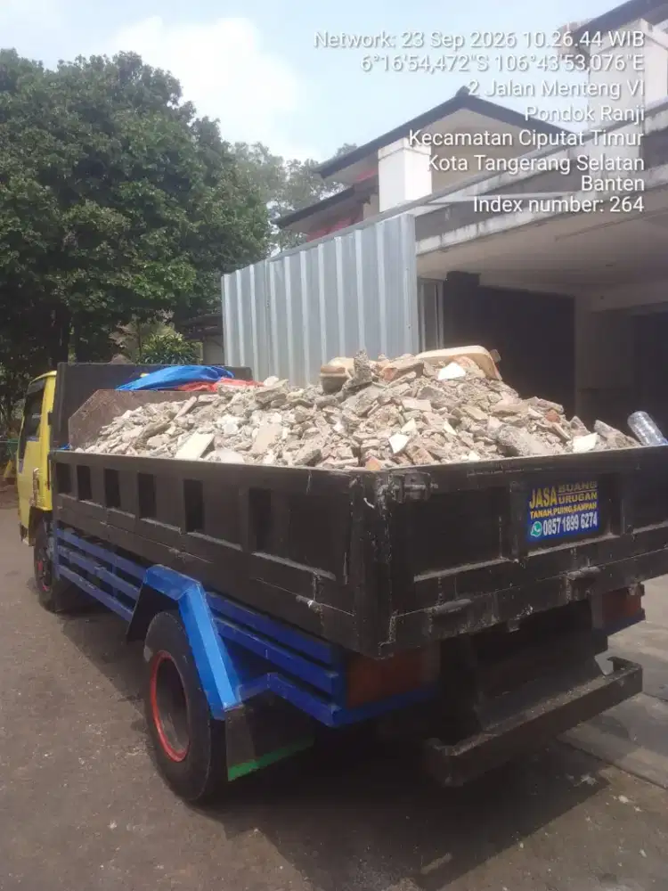 Jasa buang puing dan angkut sampah