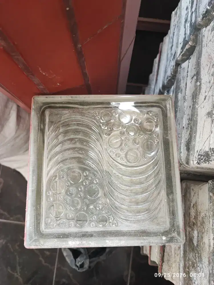 Glassblock bekas layak pakai