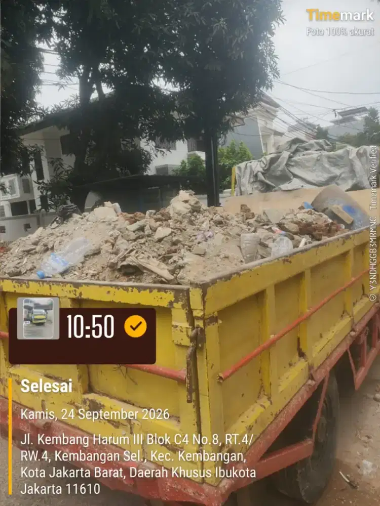 Jasa buang puing dan sampah