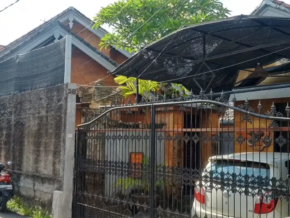 Rumah 4 Kamar Tidur Disewakan di Kerobokan, Kuta Utara