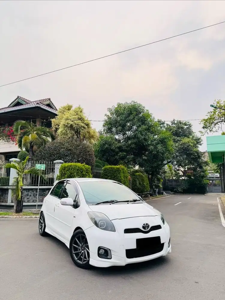 Toyota Yaris S Limited AT full Spek Guanteng