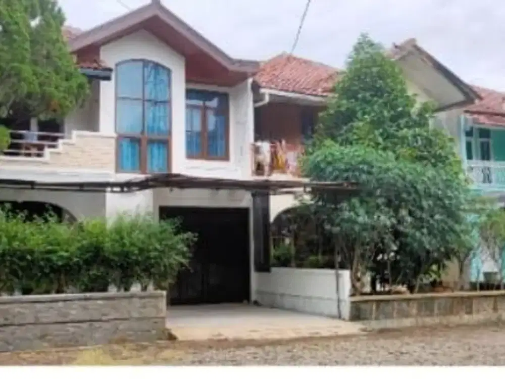 MURAH BANGET Rumah LUAS dan MURAH TERDEKAT Ke Sport Jabar Pacuan Kuda Arcamanik Bandung Dijual