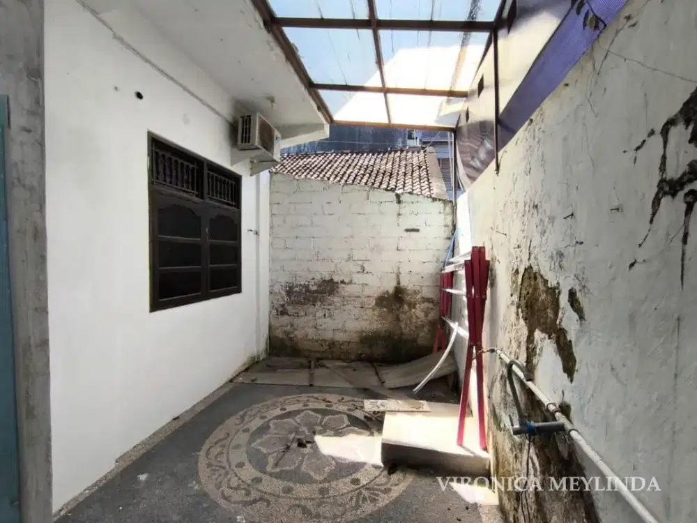 RUMAH 2 LANTAI DIJUAL – SUMERTA KLOD, DENPASAR TIMUR.