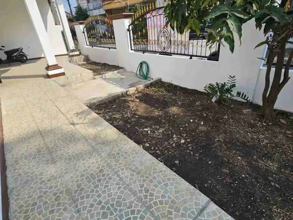 MURAH, HOOK, LUAS 240 Rumah Harapan Indah